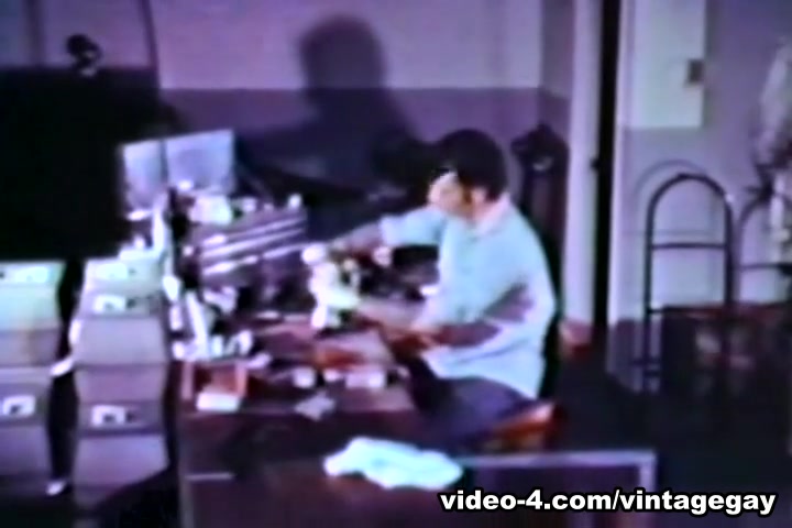 VintageGayLoops Video: Heavy Tooling