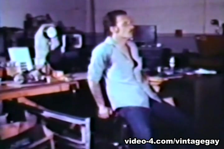 VintageGayLoops Video: Heavy Tooling
