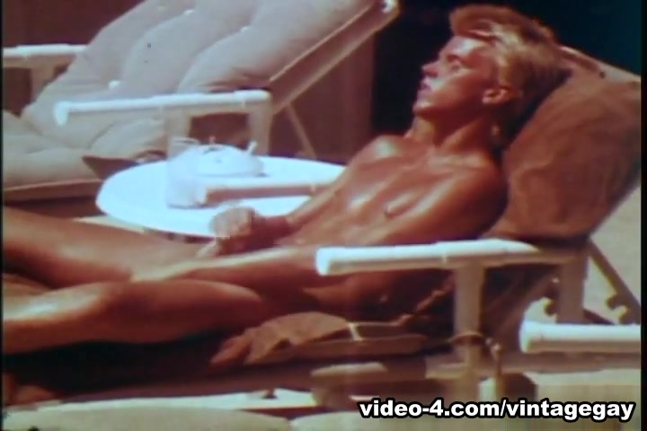 VintageGayLoops Video: Bronze Boy