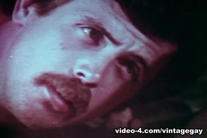 VintageGayLoops Video: Fist Me