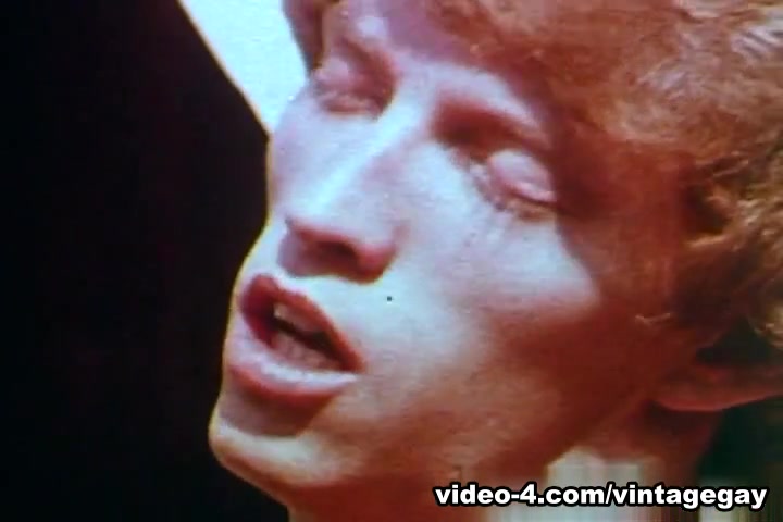 VintageGayLoops Video: Worksite Lust