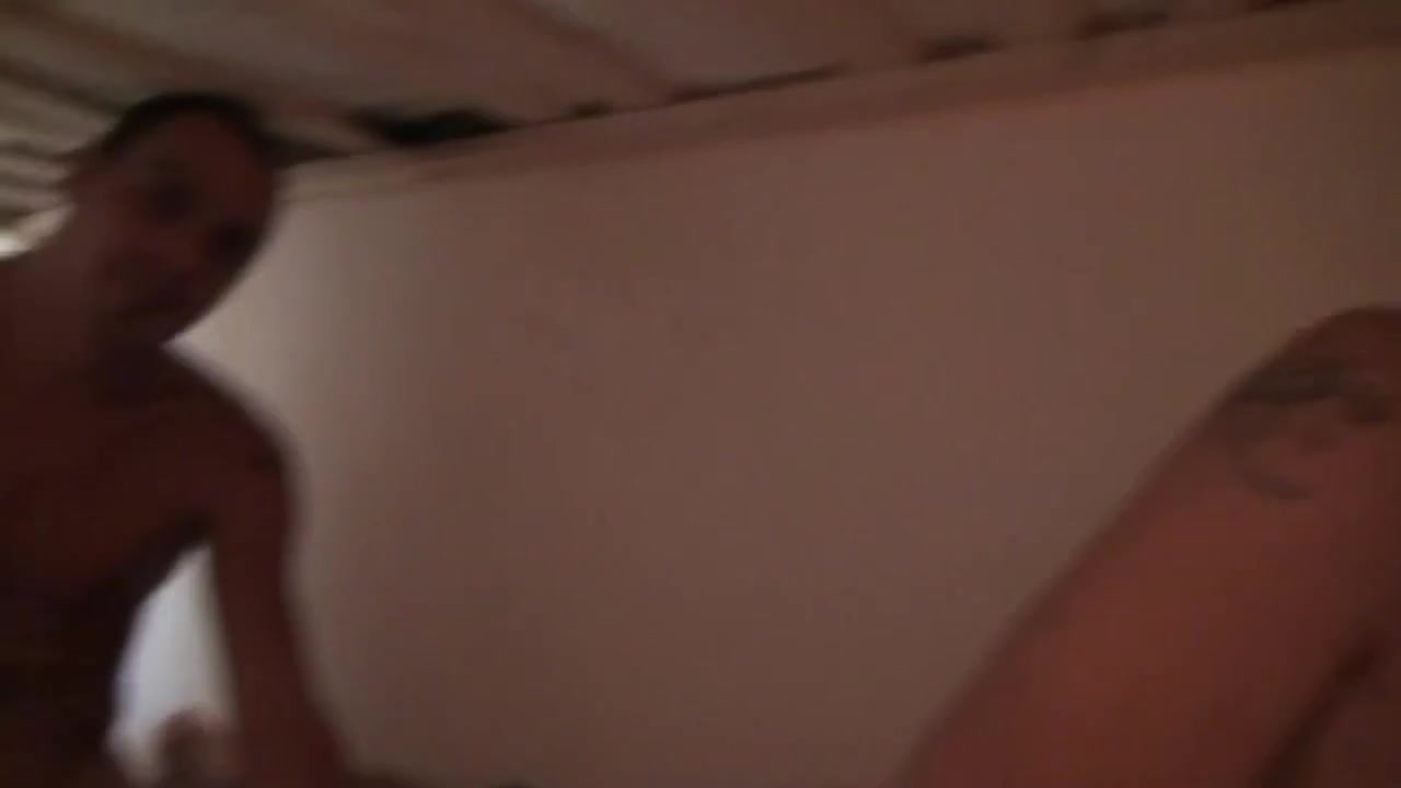 2 straigths accept to fuck for challenge fun - CrunchBoy