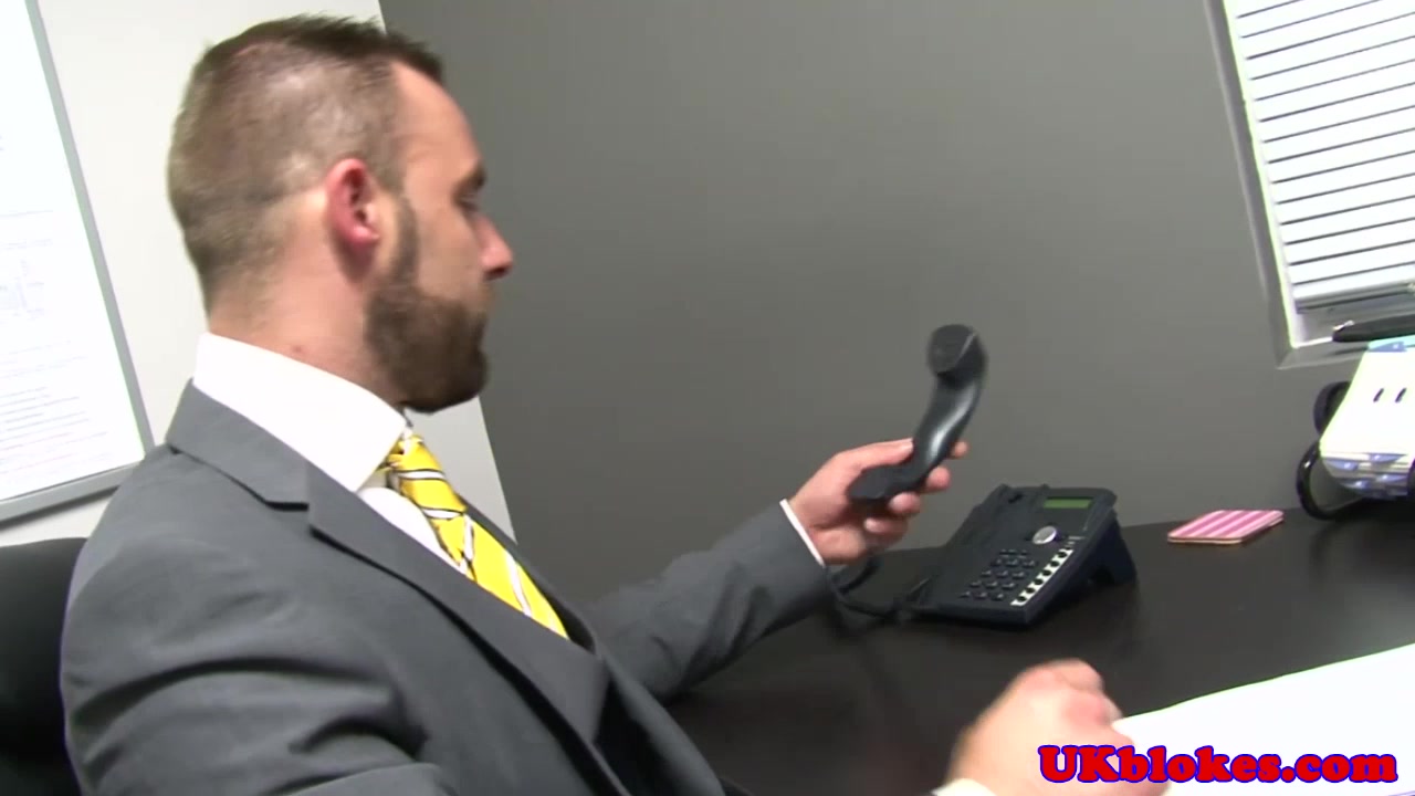 Ripped office hunks cocksucking after hours