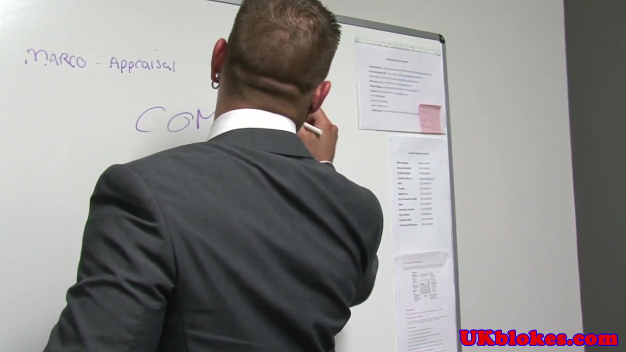 Ripped office hunks cocksucking after hours