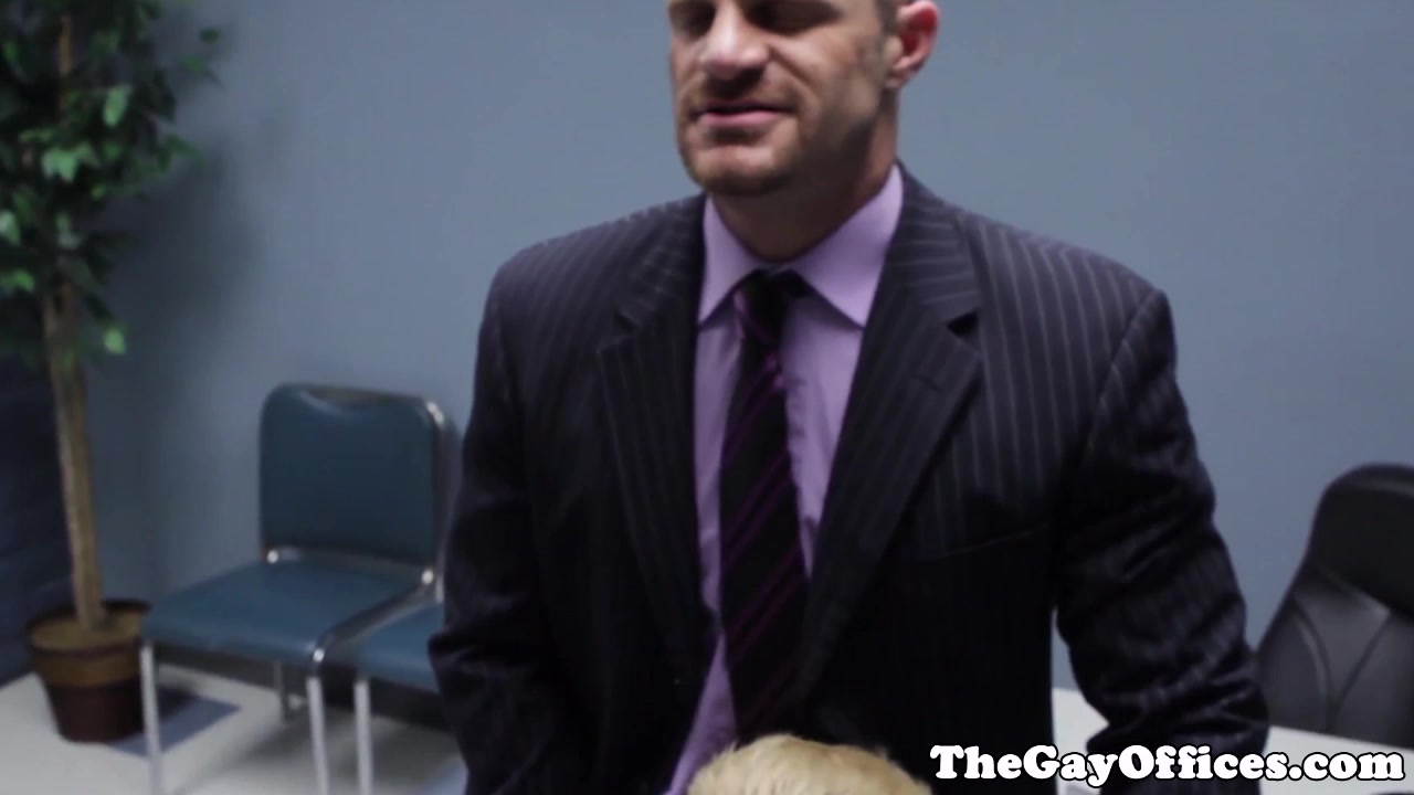 Office hunk riding thick cock with tight ass