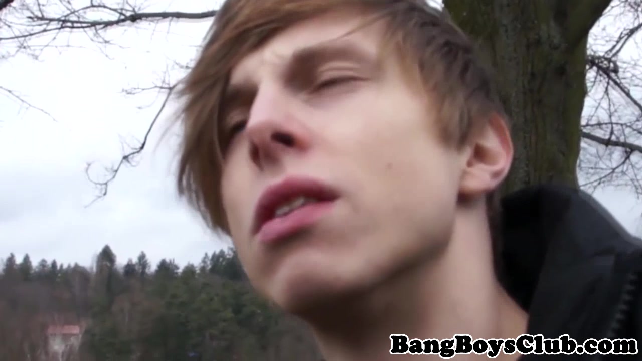 Outdoor euro bareback fucked before cumshot