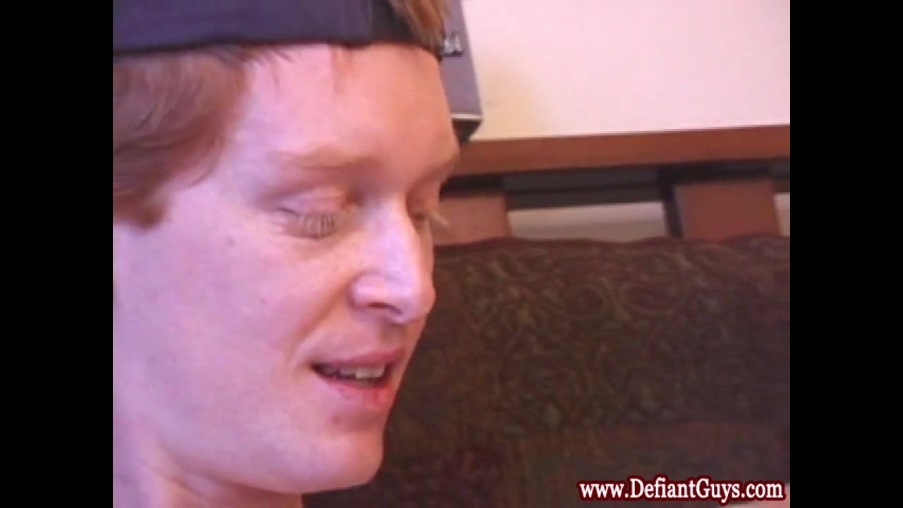 Amateur skaters wanking off