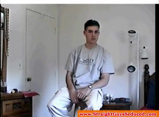 Straightbait bigcock hunk wanked and sucked by DILF