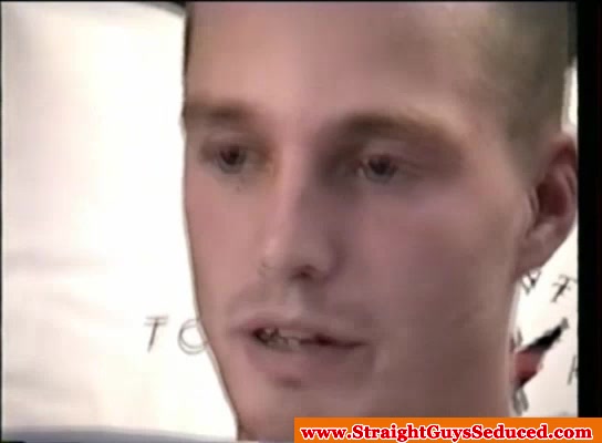 Gay dilf facialized by straightbait hunk