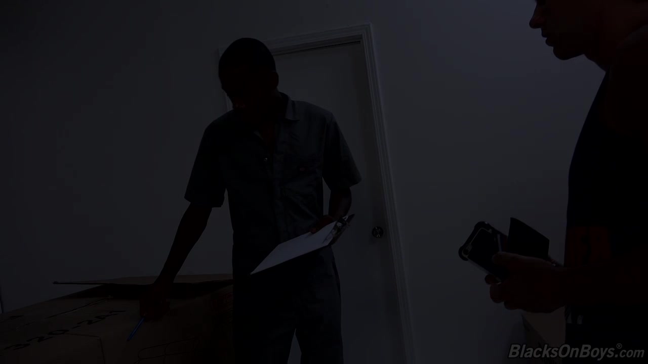 Zac Stevens Pays The Black Delivery Man With Sex