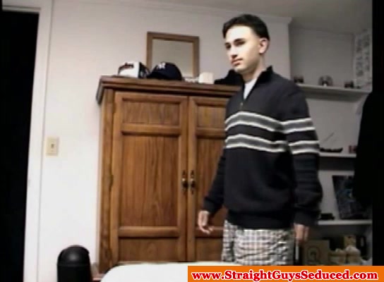 Amateur latin bloke blown by tattooed gay dilf