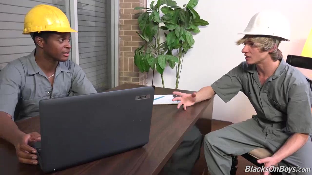 Jessie Montgomery Takes A Black Dick