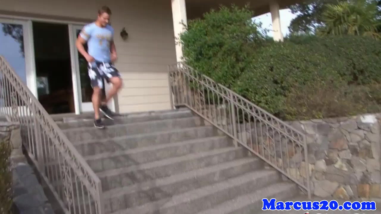Athletic ripped hunk wanking off to complete workout