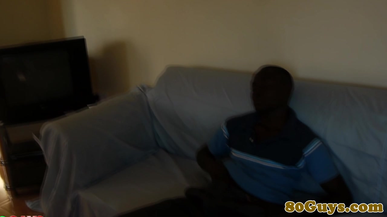 African amateur sucking on bbc after tugging