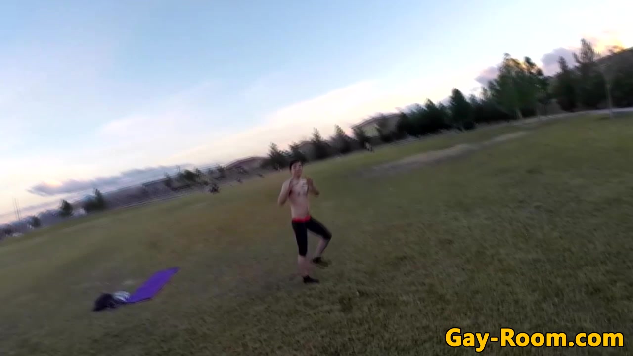 Tattooed hunk pounds jock after blowjob