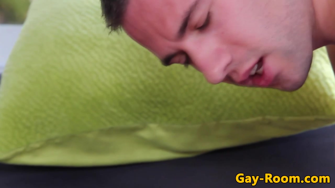 Twink doggystyle assfucked by injured roommate