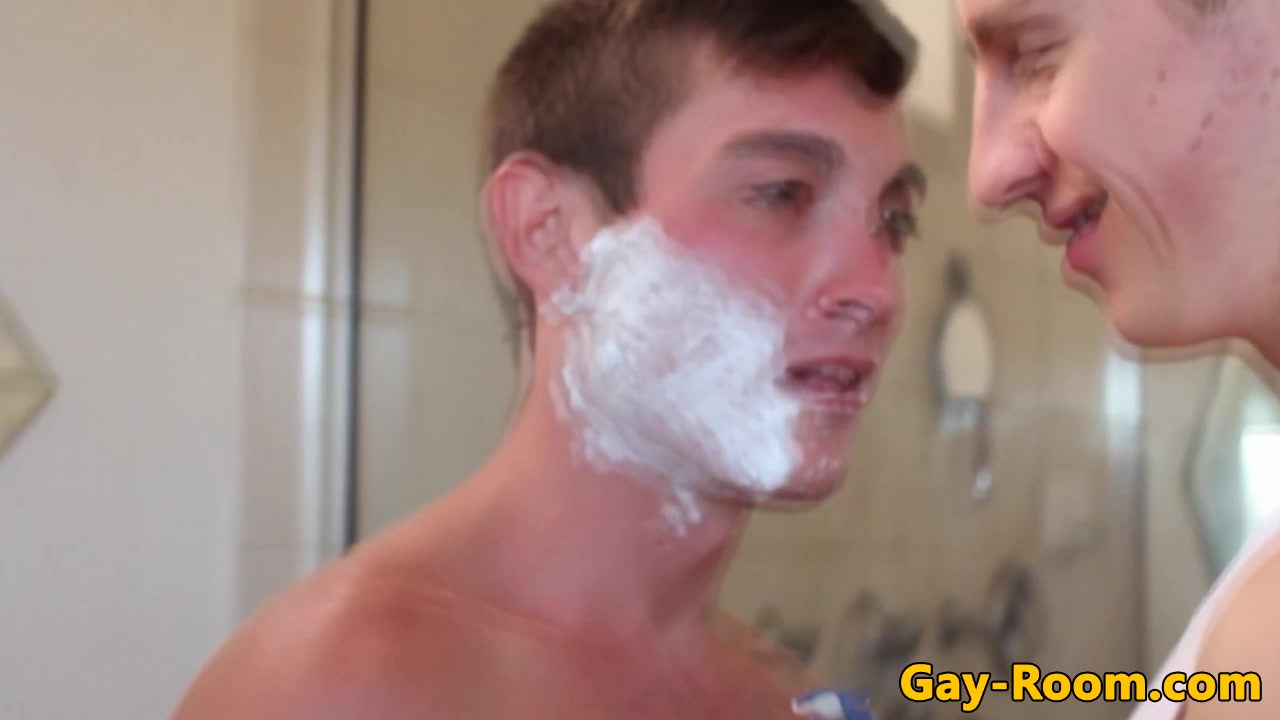 Twinks bathroom assfucking following blowjob