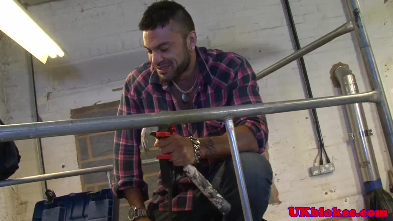 Ryan Stokes englishman balls deep in trio butt fucking