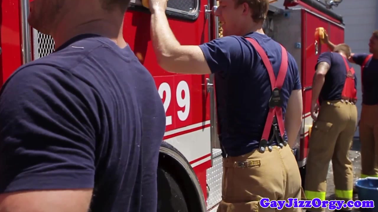 Gaysex hunks in uniform squirting cum