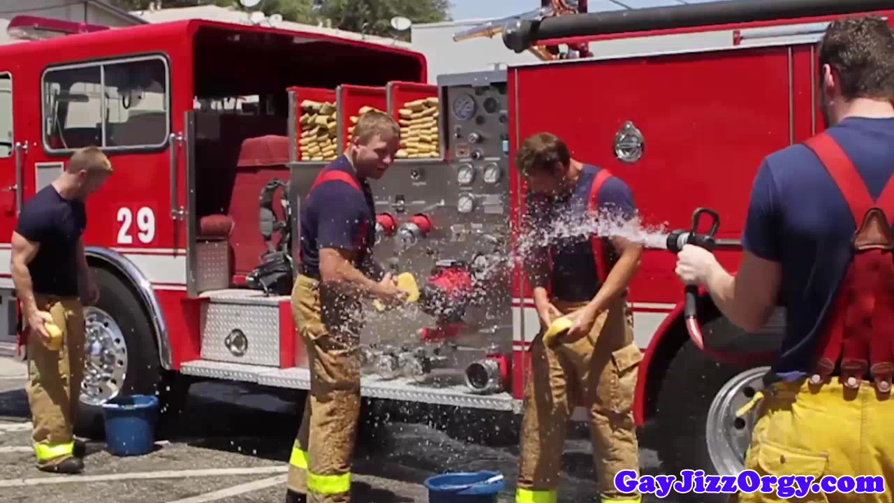 Gaysex hunks in uniform squirting cum
