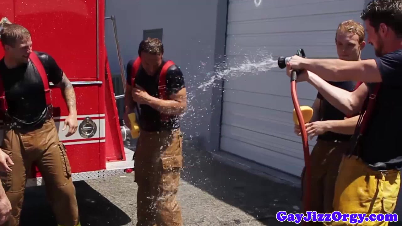 Gaysex hunks in uniform squirting cum