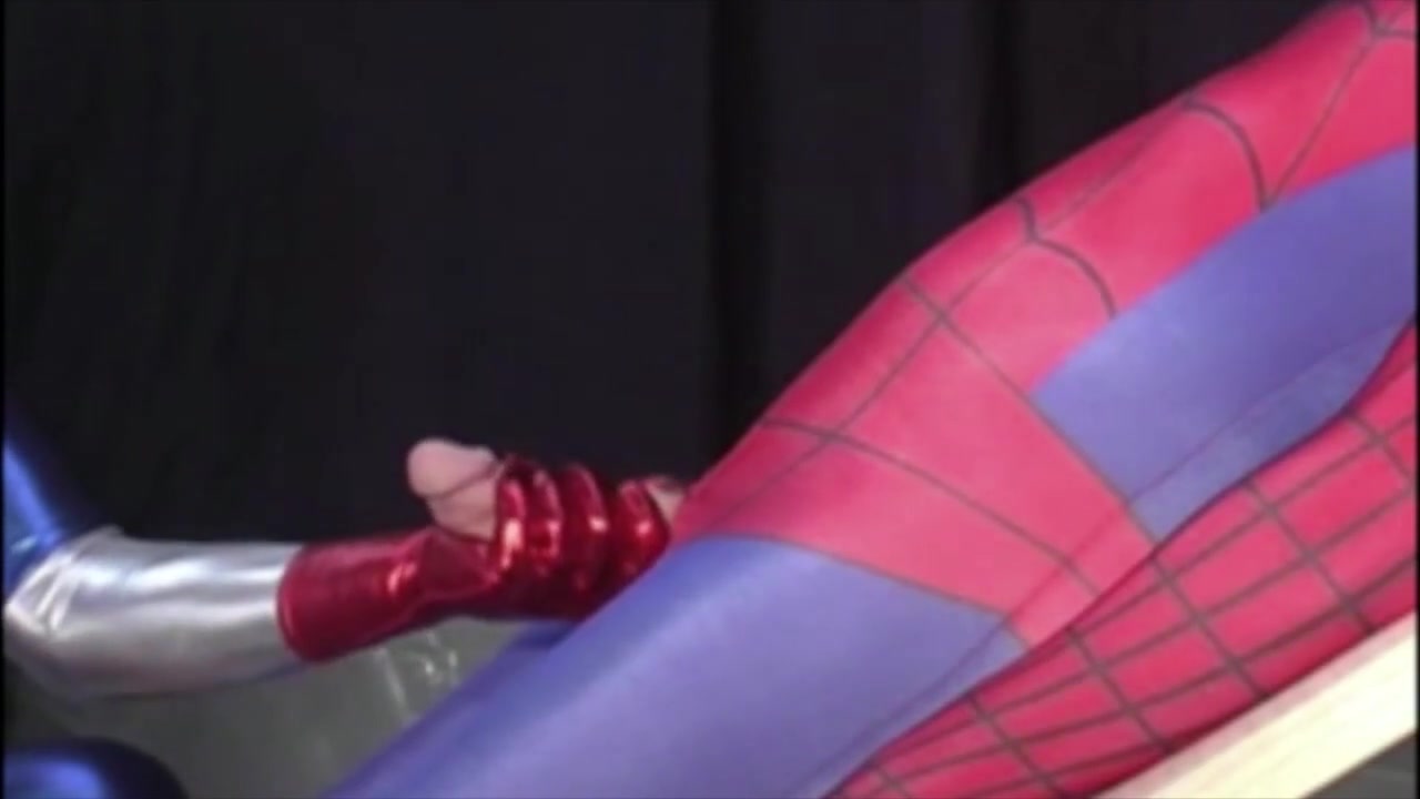 Sucker bulge with fetish clothes - CrunchBoy