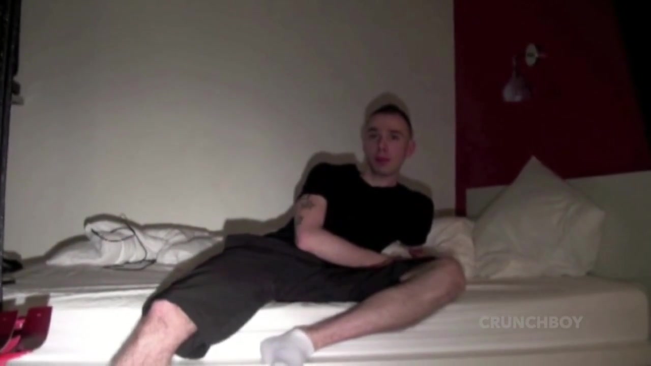 Jonathan fucked by the blond top Kameron Frost - CrunchBoy