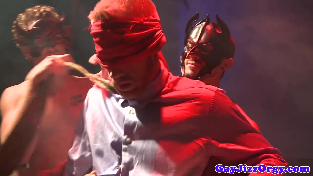 Orgy loving hunks in hardcore sex ritual