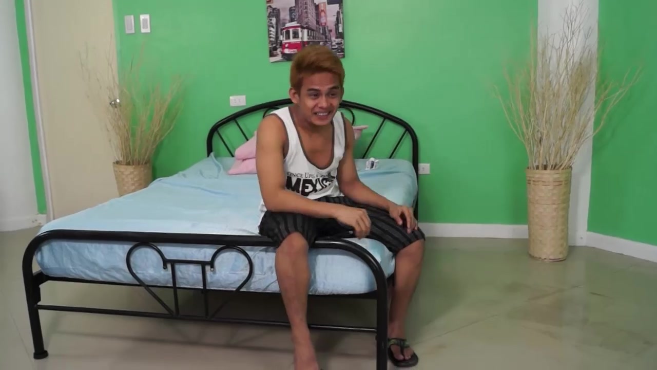 GayAsianTwinkz Video: Str8 Asian Boy Willy Wanks