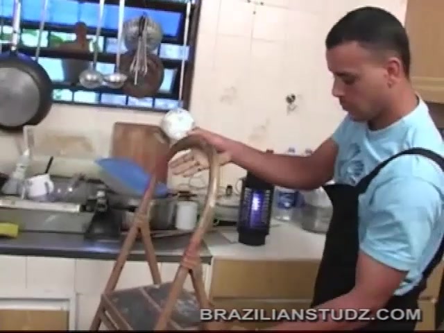 Gomez Fucks Richard