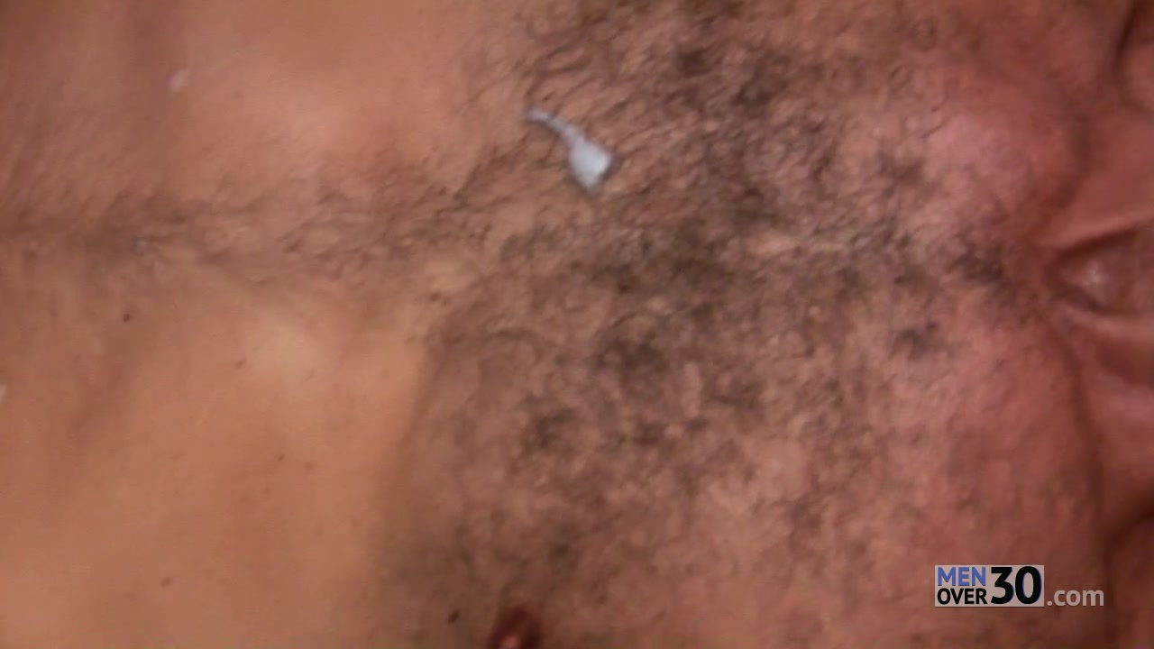 MenOver30 Video: Complete Check-Out