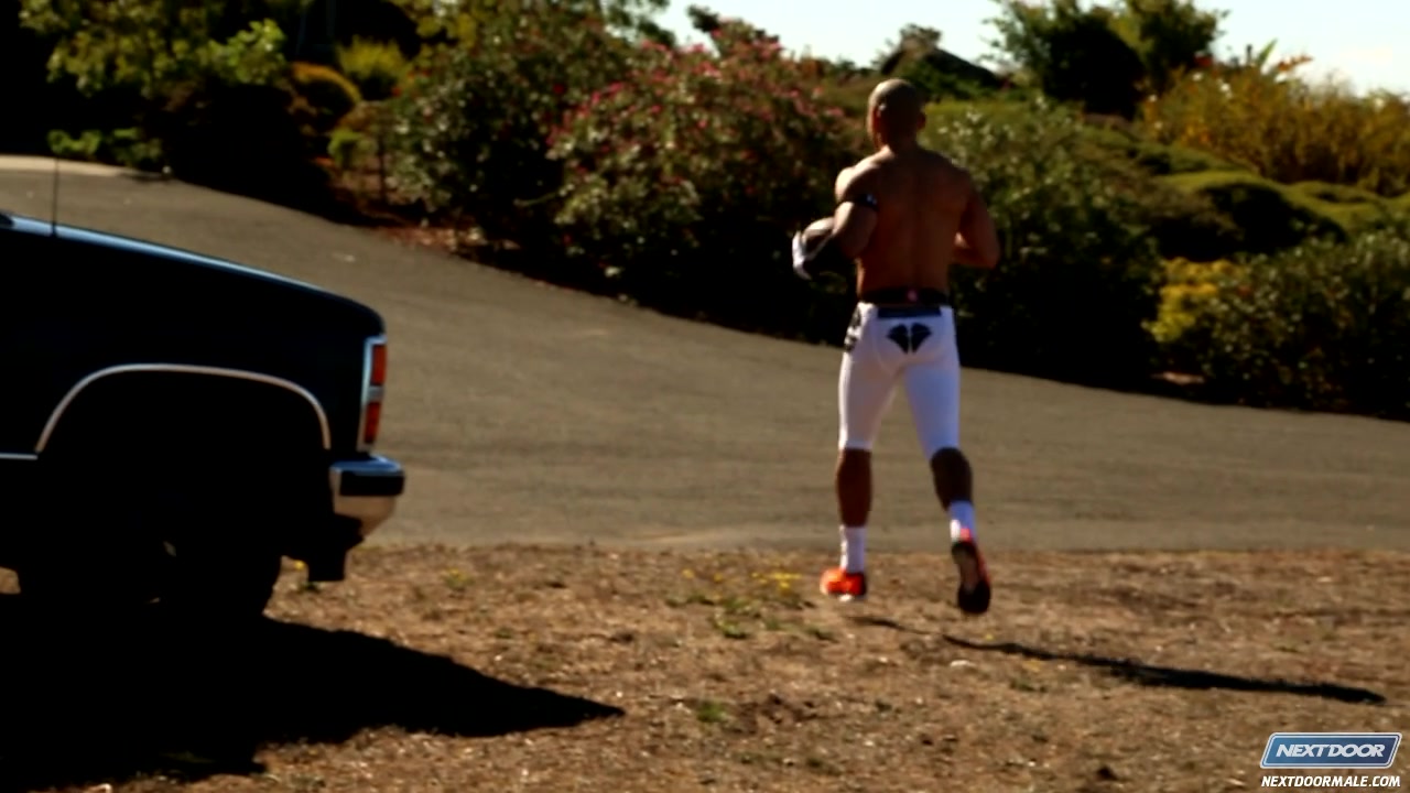NextdoorMale Video: Riddick Stone