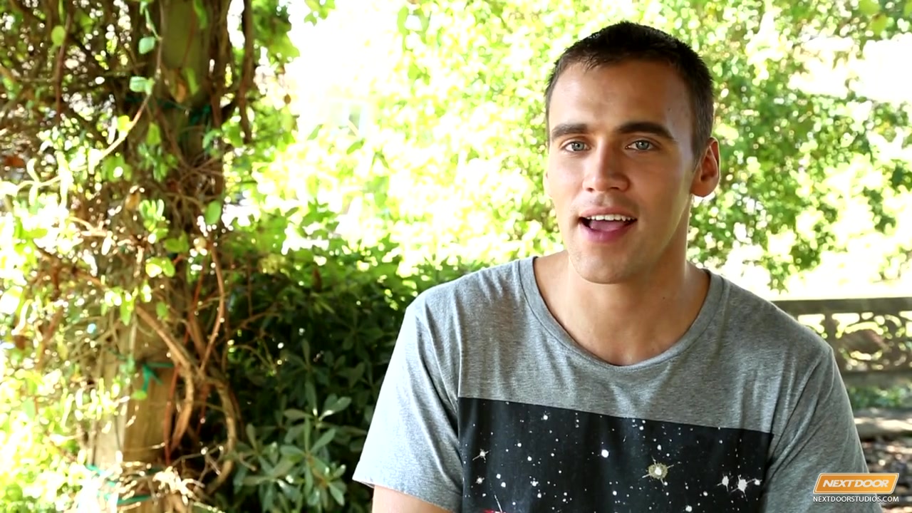 NextdoorMale Video: Carter