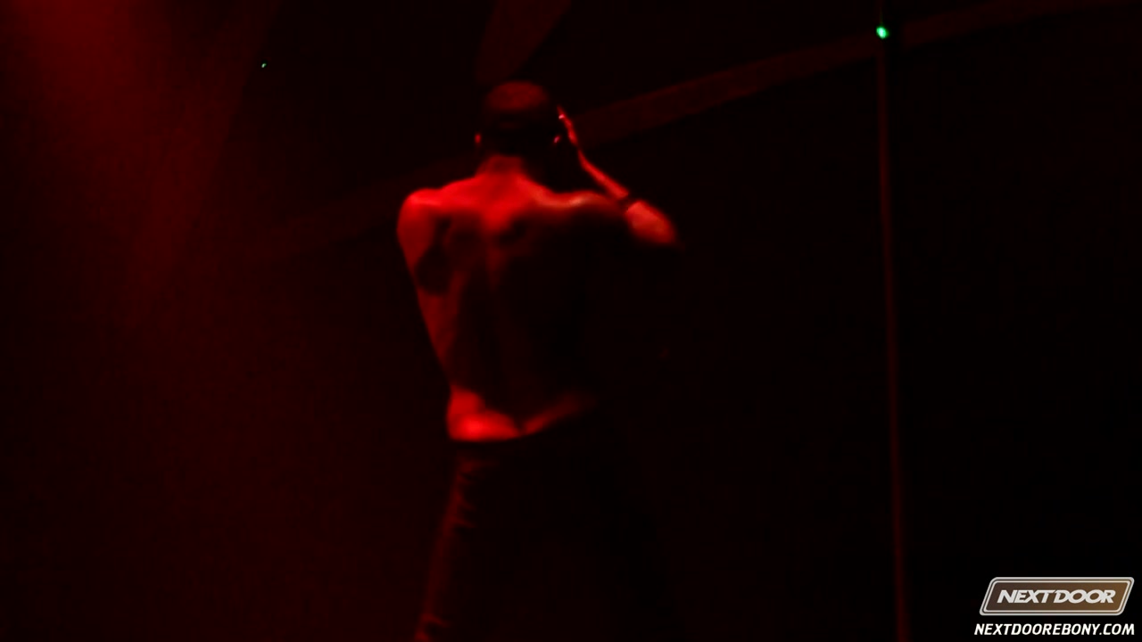 NextdoorEbony Video: Making the Cut