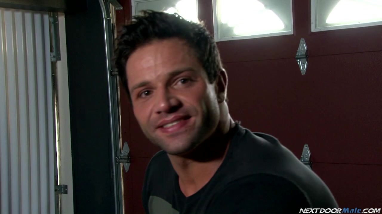 NextDoorBuddies Video: Tyler Black