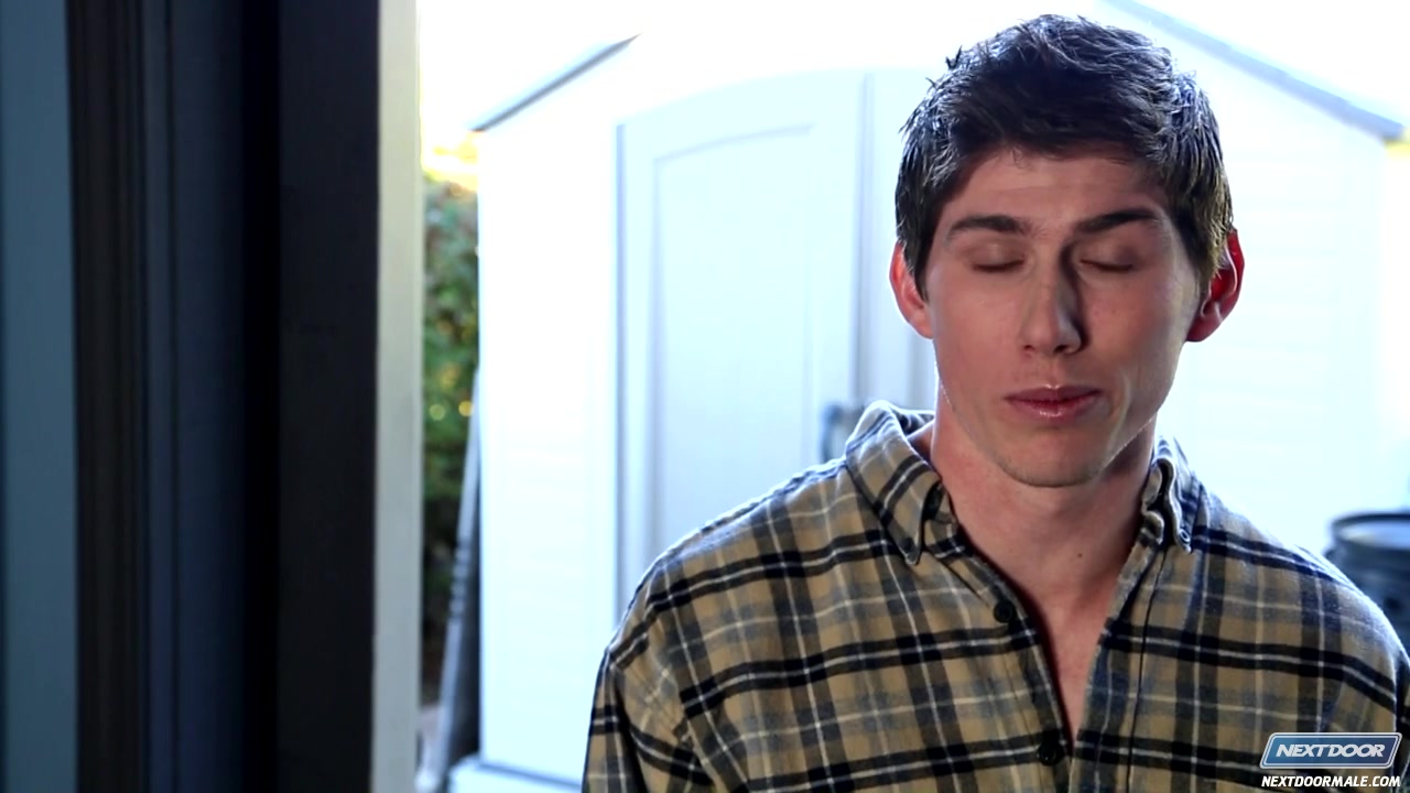 NextDoorBuddies Video: Mike Honcho