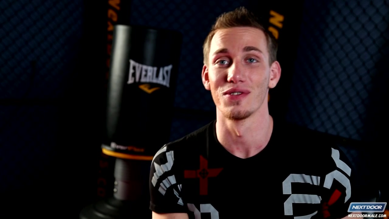 NextDoorBuddies Video: Johnny Smash