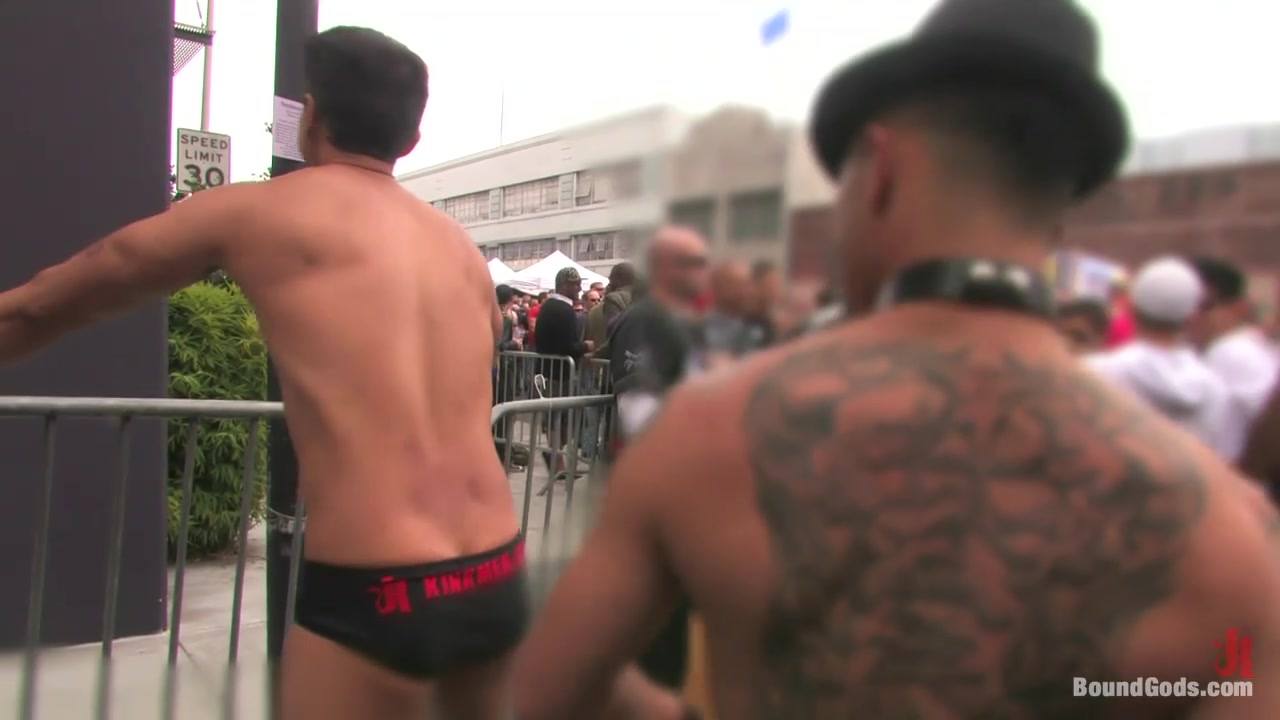 BoundGods : Bonus Update Van Wolf and Rico at the 2008 Up Your Alley Fair