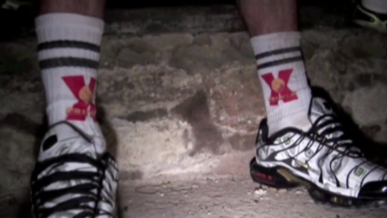 Asian twink used by scally boy in a basement in Paris - CrunchBoy