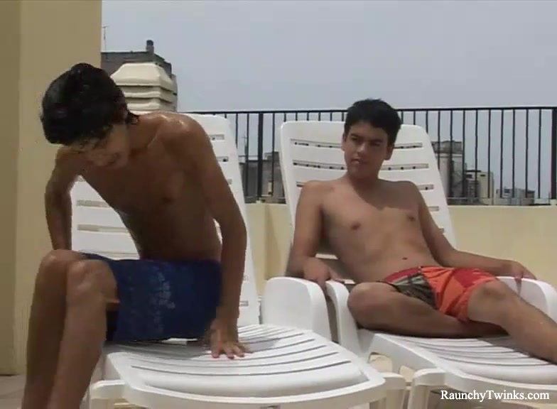 RaunchyTwinks Video: Ariel and Elias wanna party