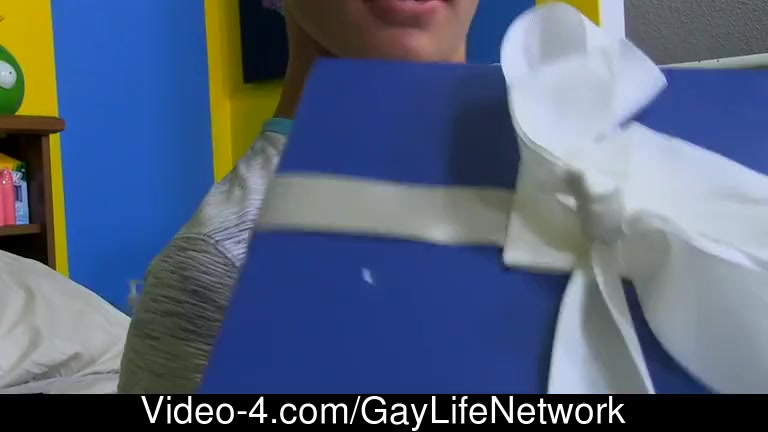 Hot Billy Acquires A Particular Present - Billy London And Ryker Madison