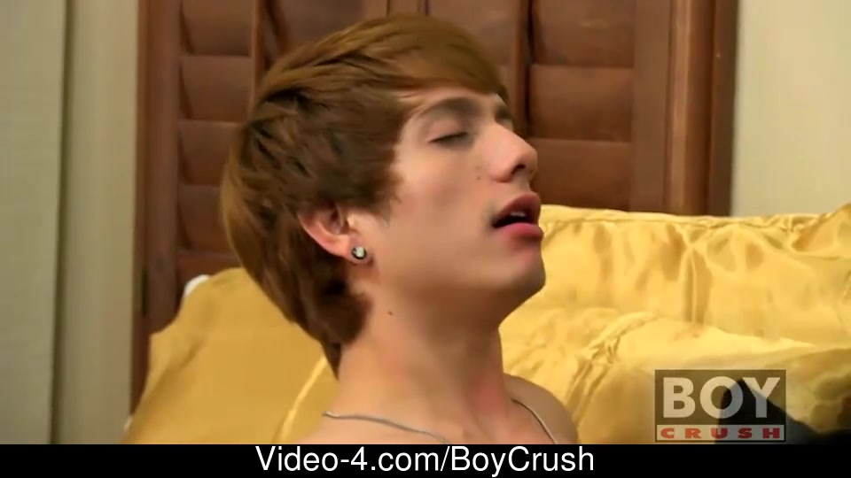 Two gay emo twinks take turns bottoming