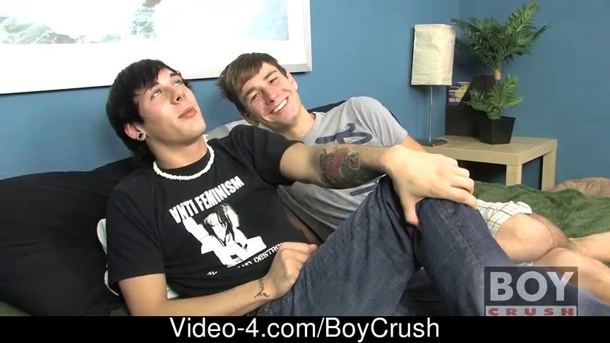 Lexx Jammer takes Nathan Stratus for a spin on his 8 incher and doesnt stop til hes pleasured
