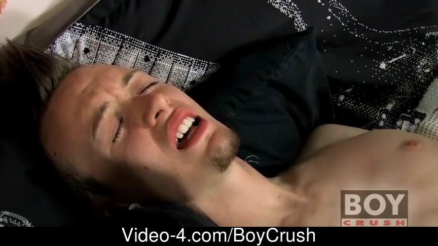 Majority scenes begin with oral-service and then move on to fucking but Chris Jett and Jordan Lengthy can not keep their throats off every other