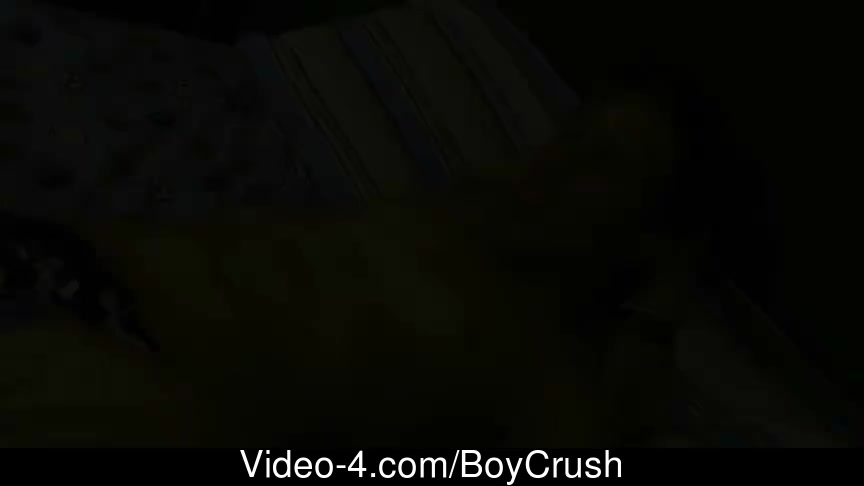 This smooth and hot twink gives a nice show for the camera in this sextoy solo