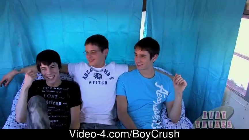 We receive Kyler Moss Nathan Stratus and Timo Garrett on the Boycrush Bus and then move 'em inside our studio for some intensive hardcore act