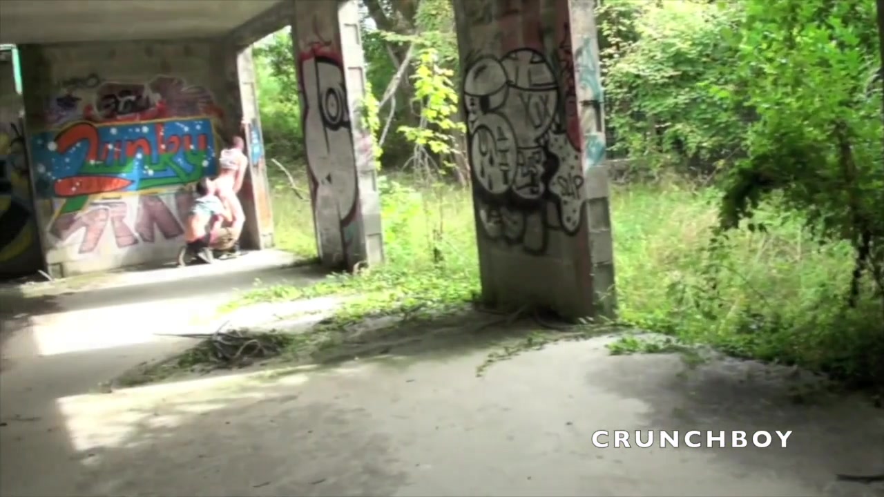 Twink fucked by straight stud outdoor - CrunchBoy