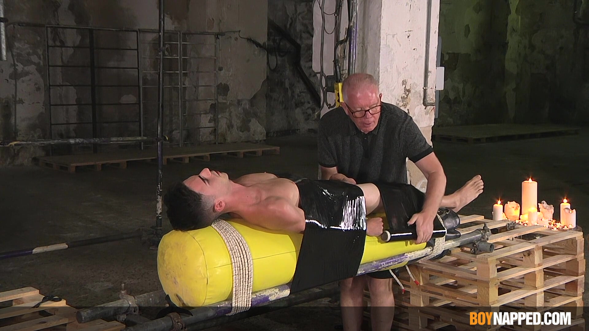 Using Gorgeous Jesse - Part 1 - Jesse Evans & Sebastian Kane