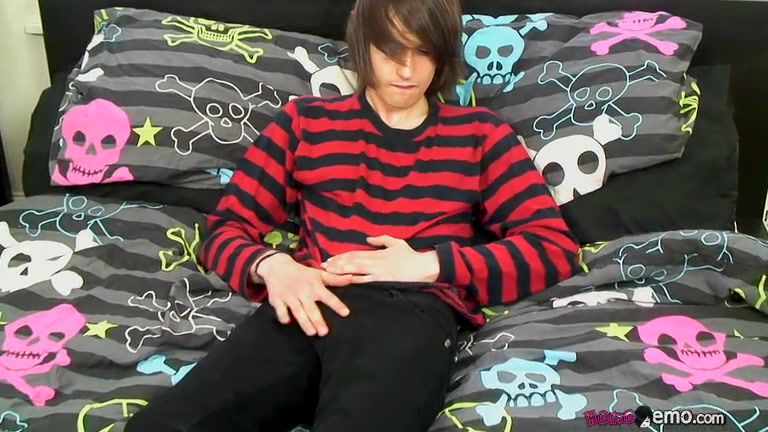 Mikey Likes The Feel Of A Butt Plug - Mikey Red Jerks