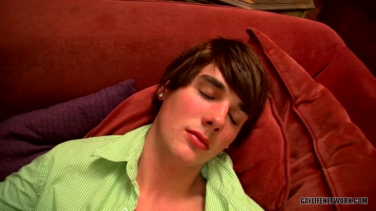 Brady Aims For The Face! - Brady Heinze